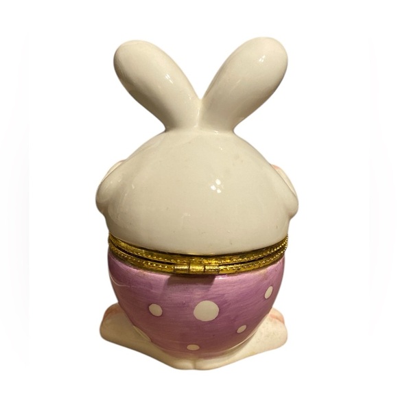 Pink and White Bunny Decor with Cheerful Accents - Picture 3 of 6